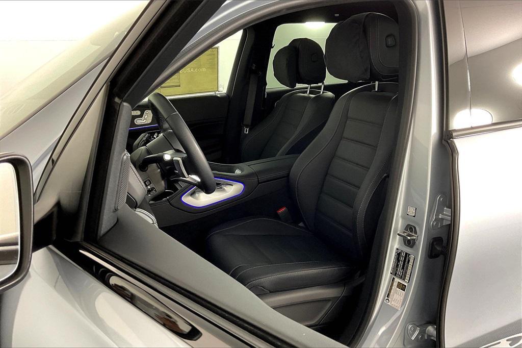 new 2025 Mercedes-Benz GLS 450 car, priced at $101,130
