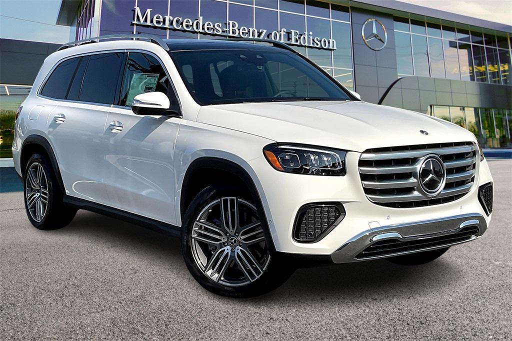 new 2026 Mercedes-Benz GLS 450 car, priced at $92,365