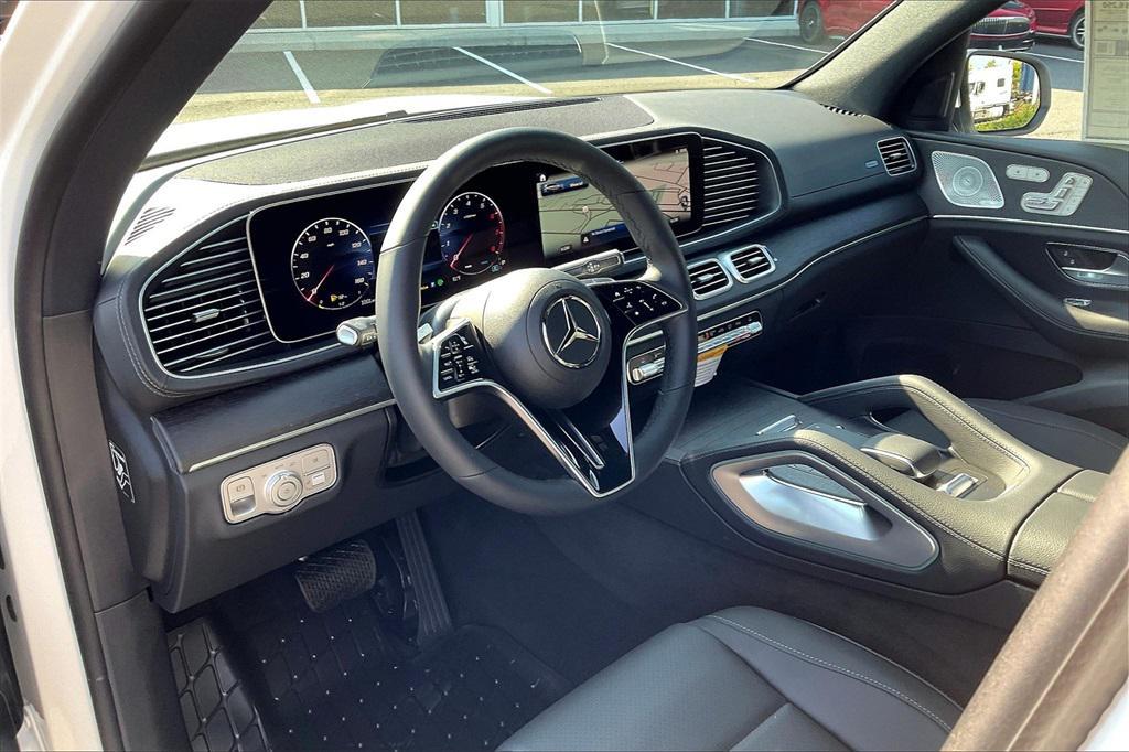 new 2026 Mercedes-Benz GLS 450 car, priced at $92,365