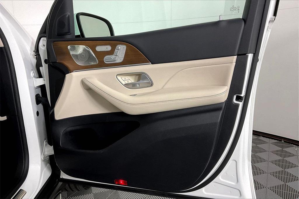 used 2022 Mercedes-Benz GLE 350 car, priced at $49,998