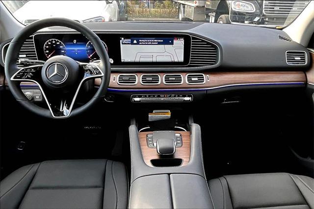 new 2025 Mercedes-Benz GLE 350 car, priced at $68,135