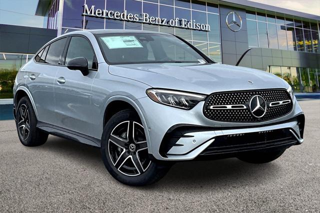new 2025 Mercedes-Benz GLC 300 car, priced at $66,570