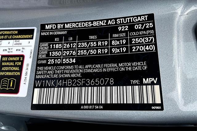 new 2025 Mercedes-Benz GLC 300 car, priced at $66,570