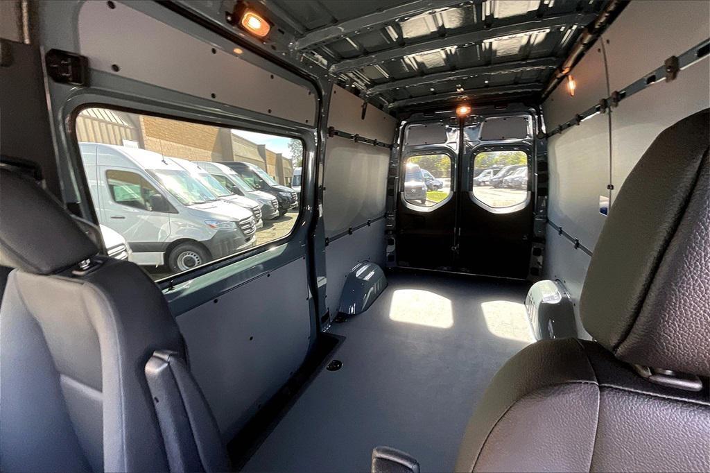 new 2025 Mercedes-Benz Sprinter 2500 car, priced at $65,400
