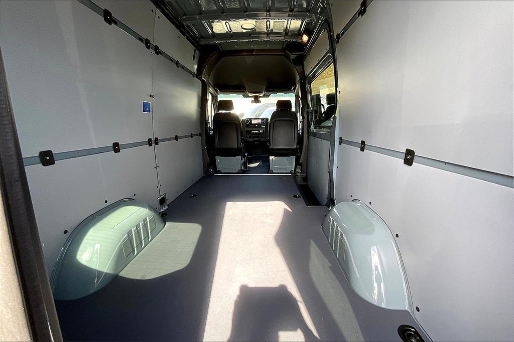 new 2025 Mercedes-Benz Sprinter 2500 car, priced at $65,400