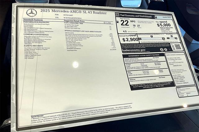 new 2025 Mercedes-Benz AMG SL 43 car, priced at $113,950