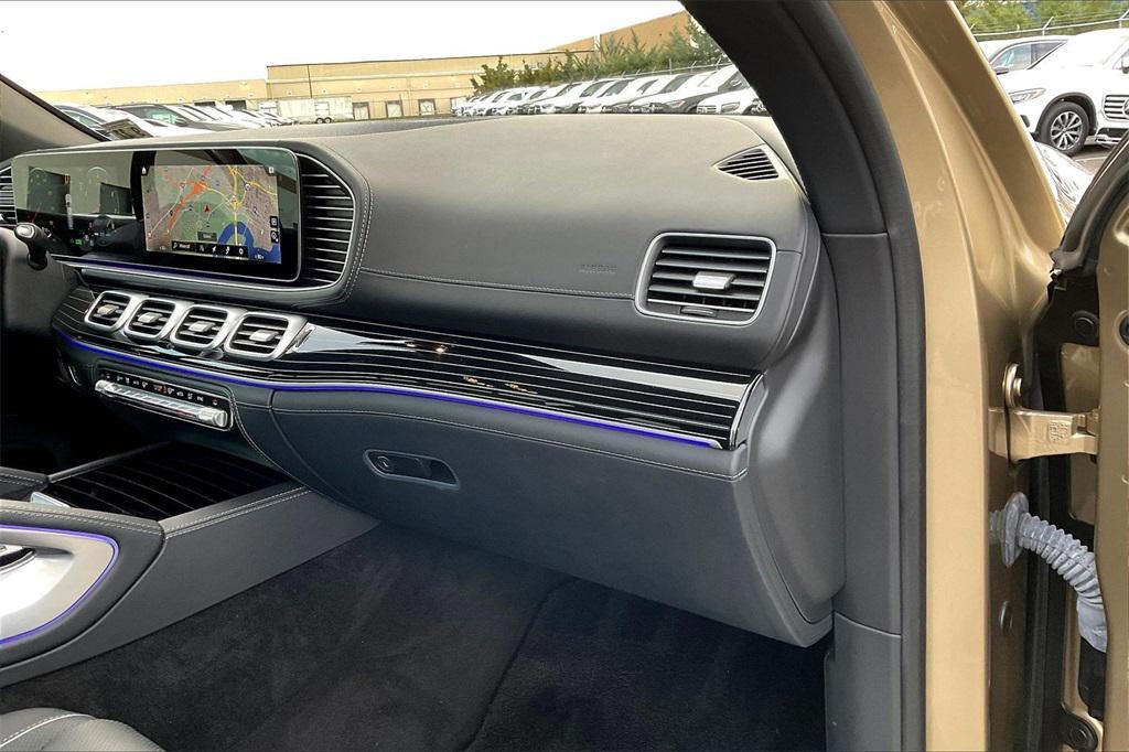 used 2022 Mercedes-Benz Maybach GLS 600 car, priced at $122,599