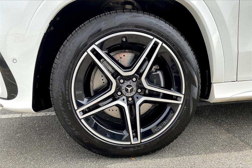 new 2025 Mercedes-Benz GLS 450 car, priced at $99,100