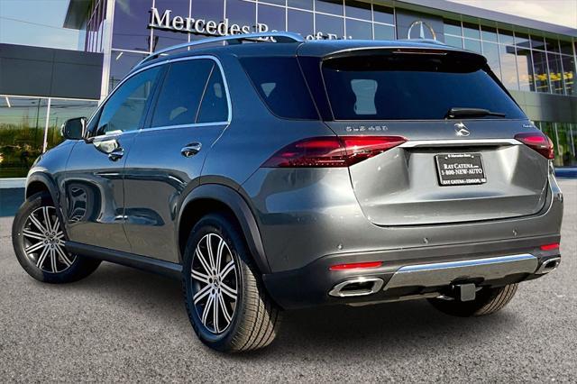 new 2025 Mercedes-Benz GLE 450 car, priced at $77,095