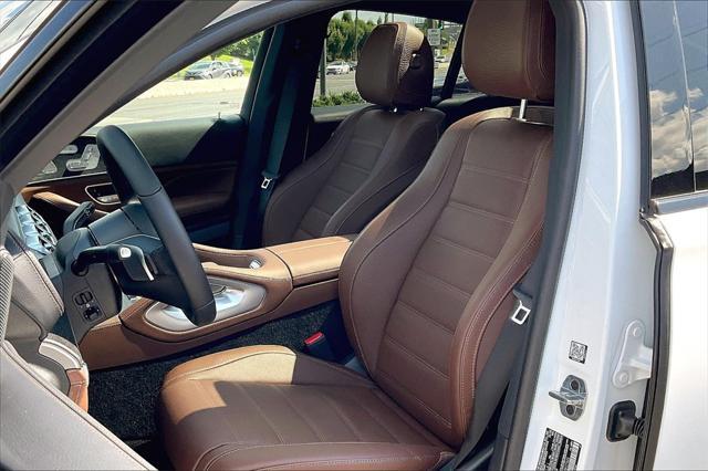 new 2025 Mercedes-Benz GLE 450 car, priced at $86,850