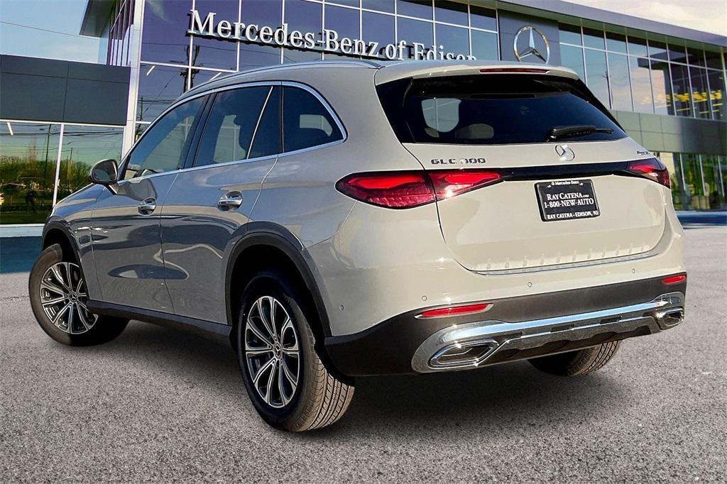 new 2026 Mercedes-Benz GLC 300 car, priced at $59,320