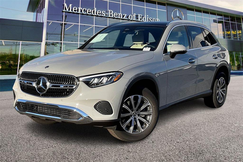 new 2026 Mercedes-Benz GLC 300 car, priced at $59,320