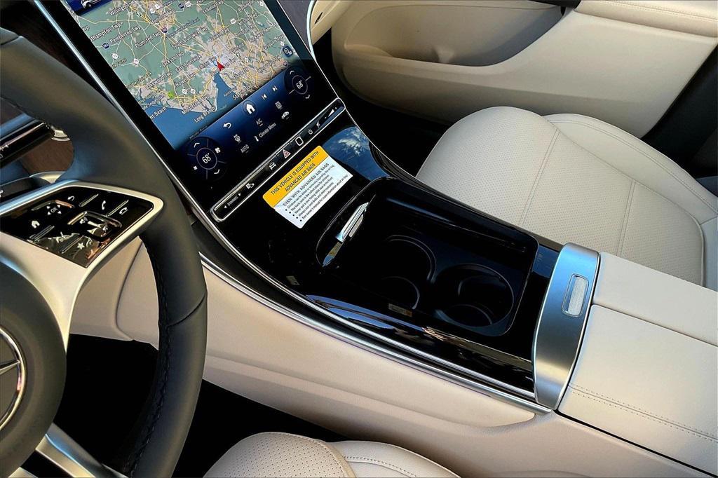 new 2026 Mercedes-Benz GLC 300 car, priced at $59,320