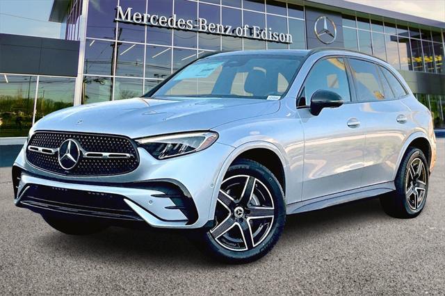 new 2025 Mercedes-Benz GLC 300 car, priced at $60,055