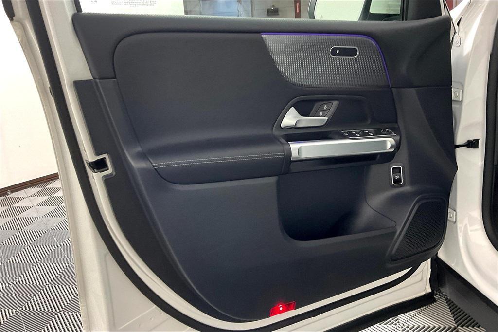used 2022 Mercedes-Benz GLB 250 car, priced at $36,995