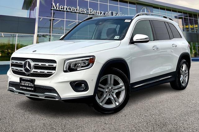 used 2022 Mercedes-Benz GLB 250 car, priced at $34,495