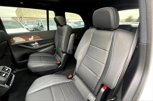 new 2025 Mercedes-Benz GLS 450 car, priced at $95,335