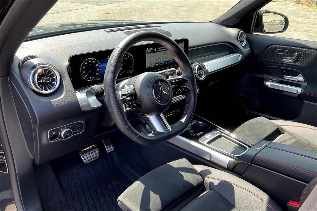 used 2024 Mercedes-Benz GLB 250 car, priced at $42,282