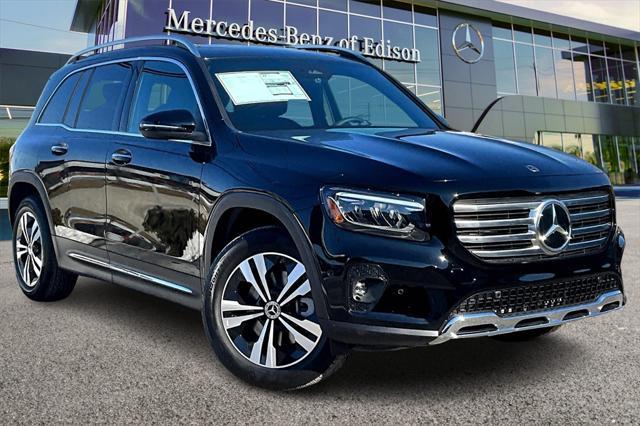 new 2025 Mercedes-Benz GLB 250 car, priced at $49,595