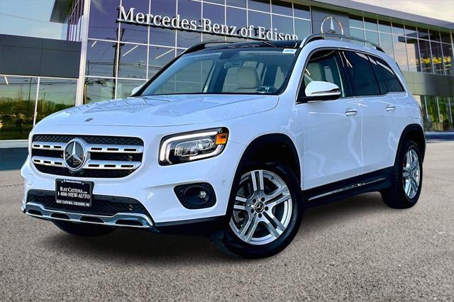 used 2022 Mercedes-Benz GLB 250 car, priced at $34,995