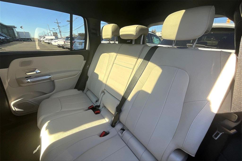 new 2026 Mercedes-Benz GLB 250 car, priced at $51,815