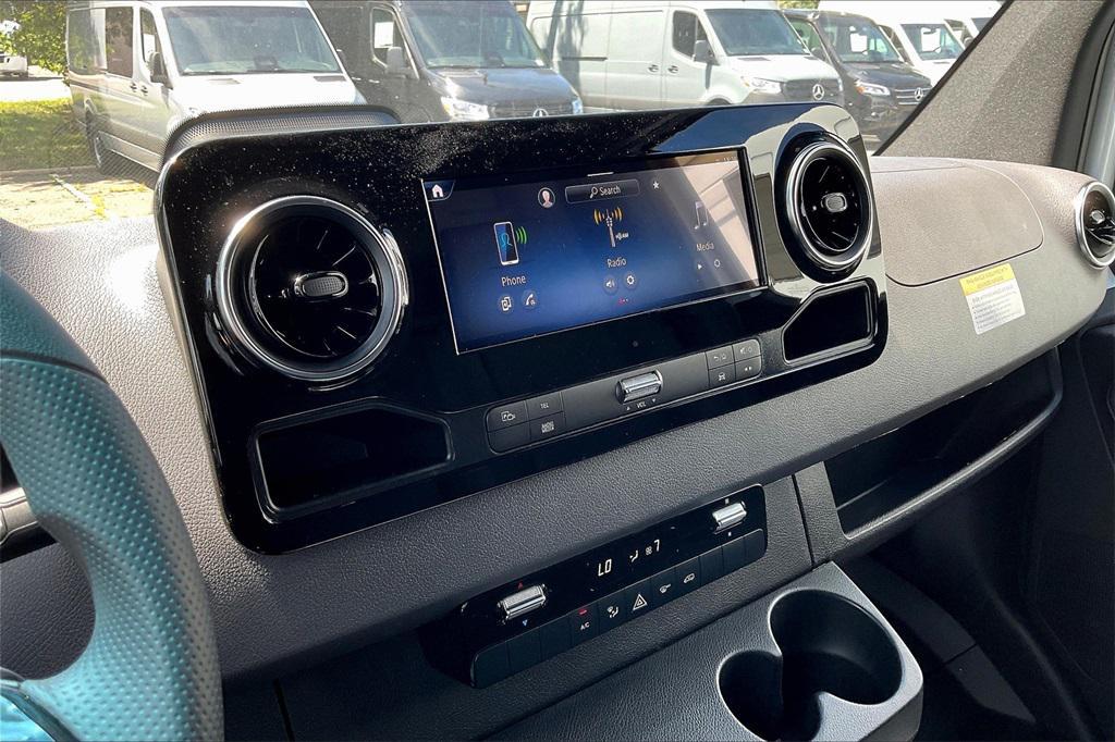 new 2025 Mercedes-Benz Sprinter 3500 car, priced at $69,752