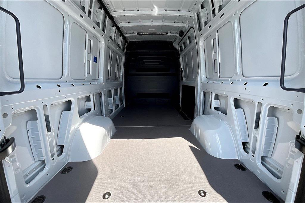 new 2025 Mercedes-Benz Sprinter 3500 car, priced at $69,752