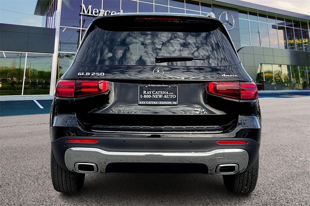 new 2026 Mercedes-Benz GLB 250 car, priced at $52,545