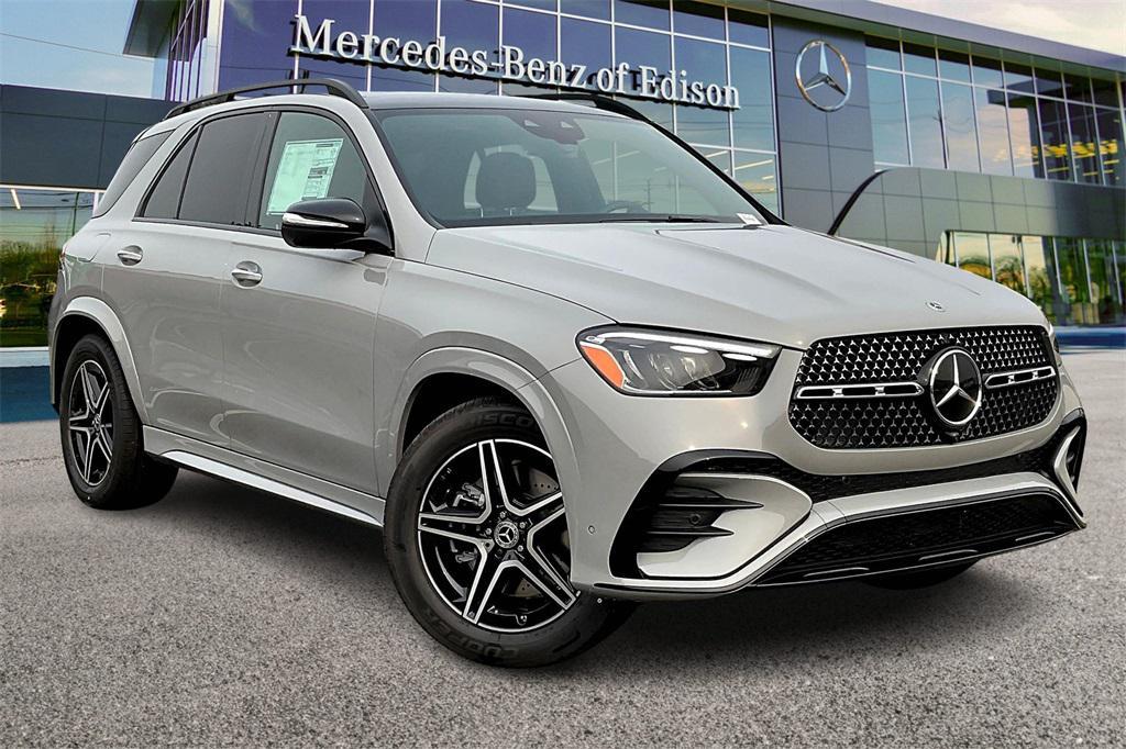 new 2025 Mercedes-Benz GLE 450 car, priced at $84,530