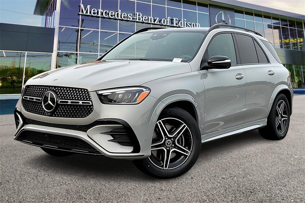 new 2025 Mercedes-Benz GLE 450 car, priced at $84,530