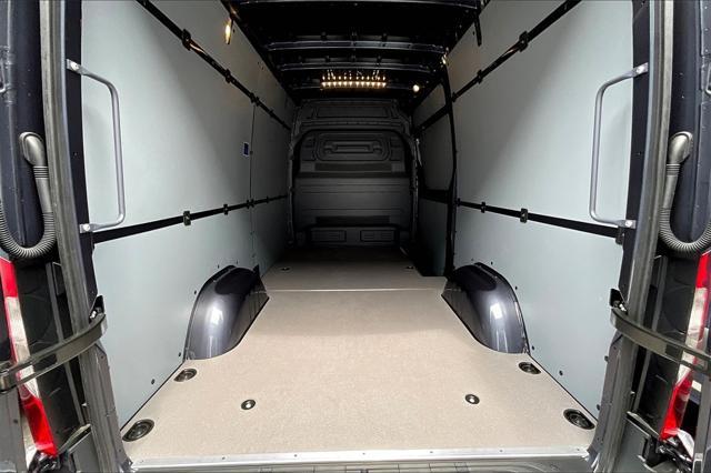 new 2025 Mercedes-Benz Sprinter 2500 car, priced at $67,701