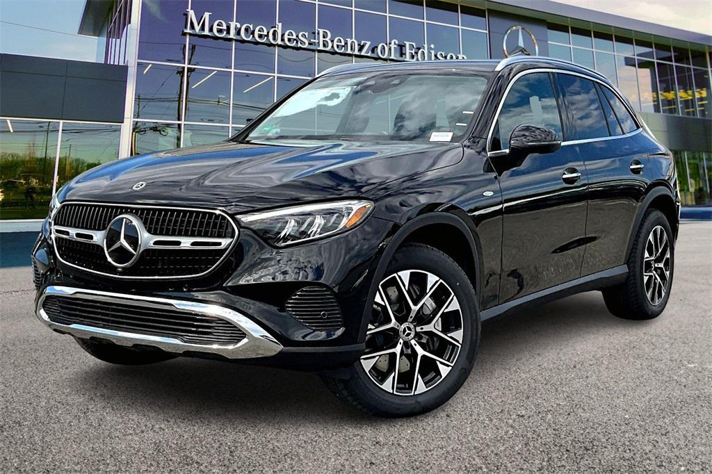 new 2025 Mercedes-Benz GLC 350e car, priced at $63,650