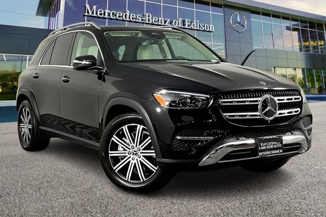 used 2024 Mercedes-Benz GLE 450 Plug-In Hybrid car, priced at $72,381