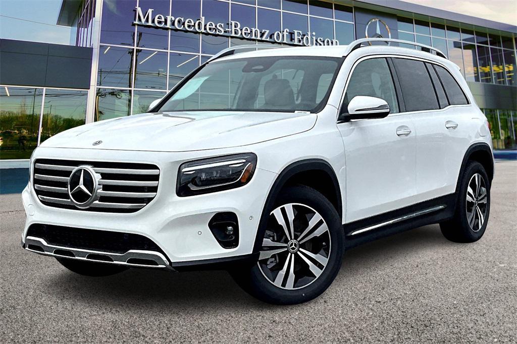 new 2025 Mercedes-Benz GLB 250 car, priced at $49,595