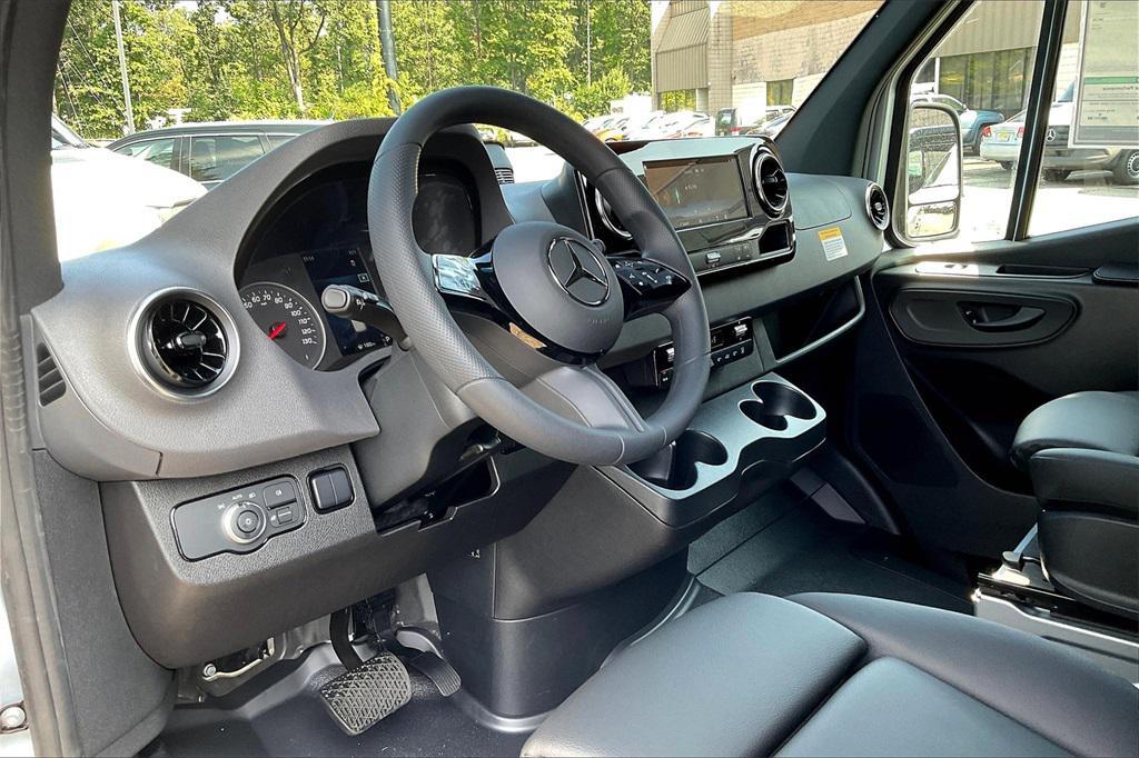 new 2025 Mercedes-Benz Sprinter 2500 car, priced at $75,331