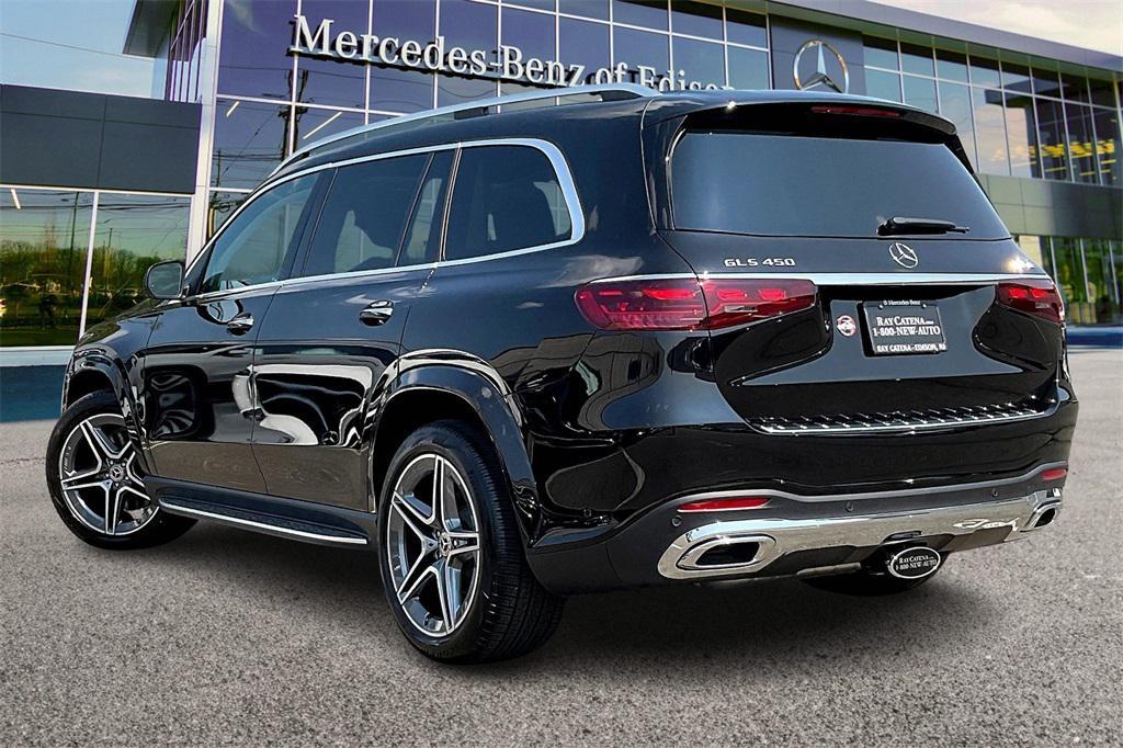 new 2025 Mercedes-Benz GLS 450 car, priced at $96,185