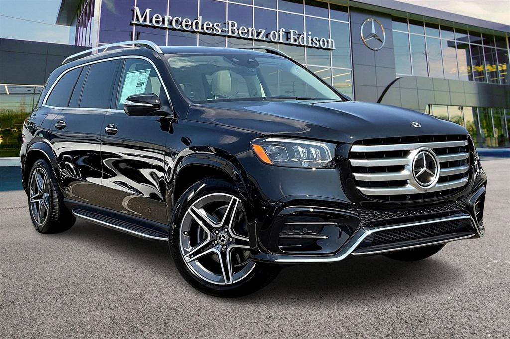 new 2025 Mercedes-Benz GLS 450 car, priced at $96,185
