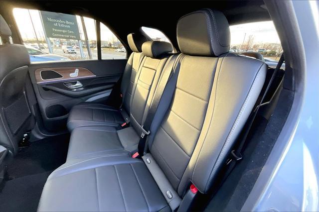 new 2025 Mercedes-Benz GLE 350 car, priced at $73,595