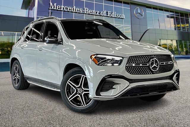new 2024 Mercedes-Benz GLE 580 car, priced at $109,155