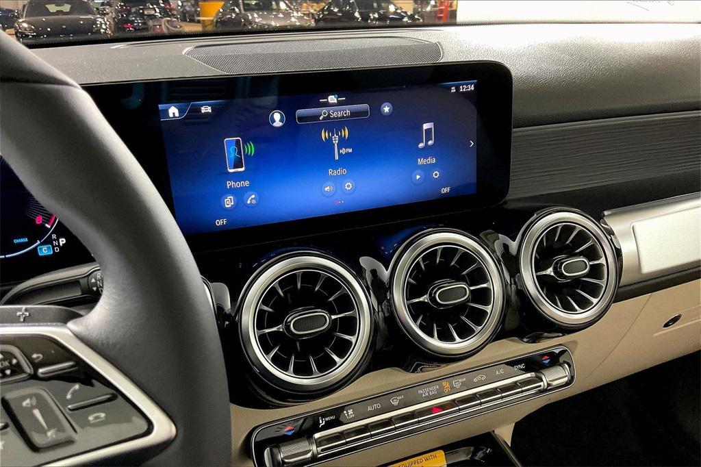 new 2026 Mercedes-Benz GLB 250 car, priced at $52,545