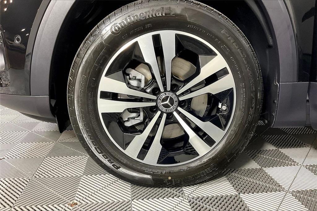 new 2026 Mercedes-Benz GLB 250 car, priced at $52,545