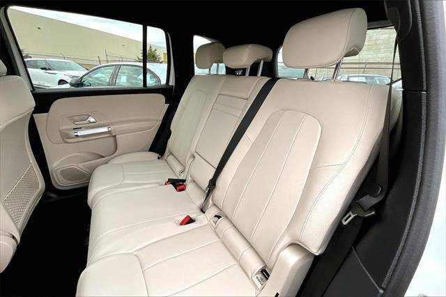 new 2025 Mercedes-Benz GLB 250 car, priced at $49,595