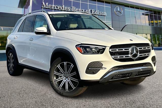 new 2025 Mercedes-Benz GLE 350 car, priced at $67,135