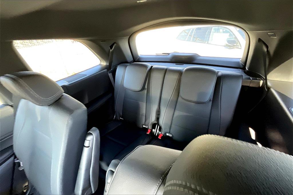 new 2025 Mercedes-Benz GLS 450 car, priced at $94,185