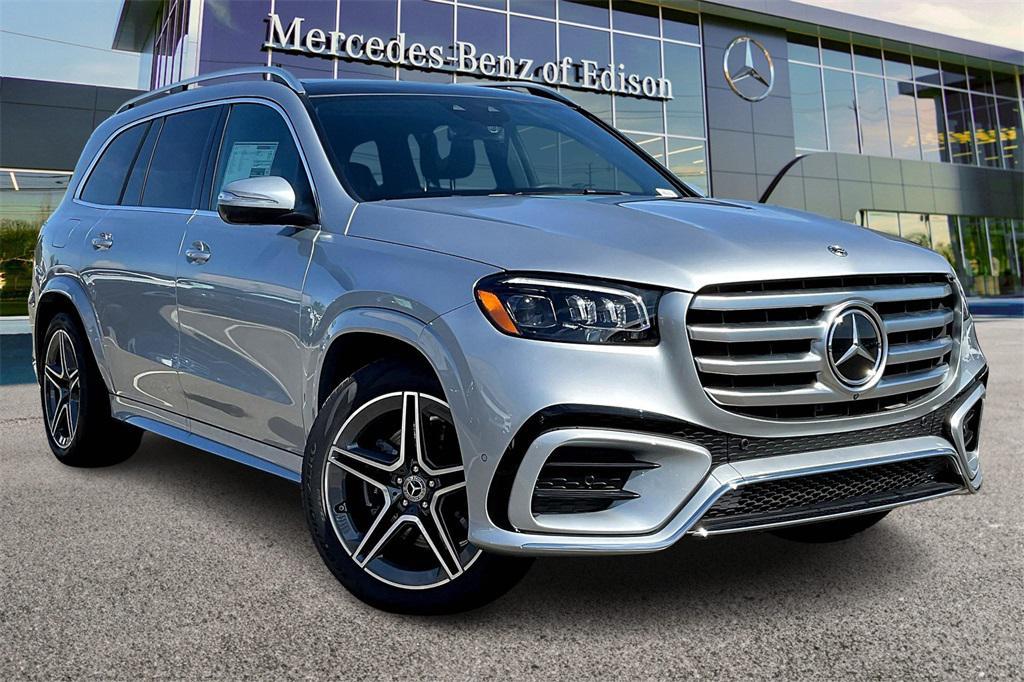 new 2025 Mercedes-Benz GLS 450 car, priced at $95,365