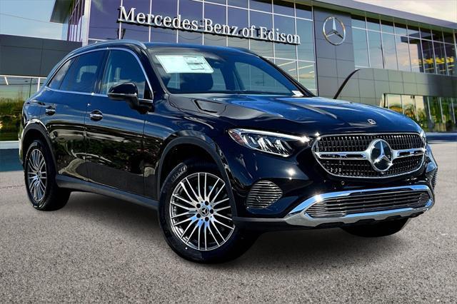 new 2025 Mercedes-Benz GLC 300 car, priced at $53,765