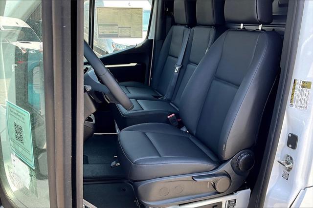 new 2025 Mercedes-Benz Sprinter 2500 car, priced at $68,783