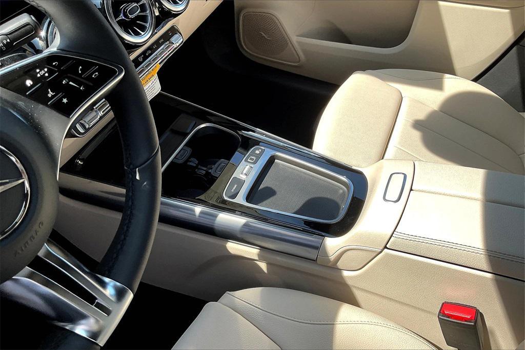 new 2026 Mercedes-Benz GLA 250 car, priced at $48,250