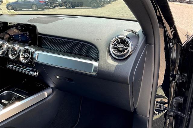 used 2025 Mercedes-Benz GLB 250 car, priced at $45,971