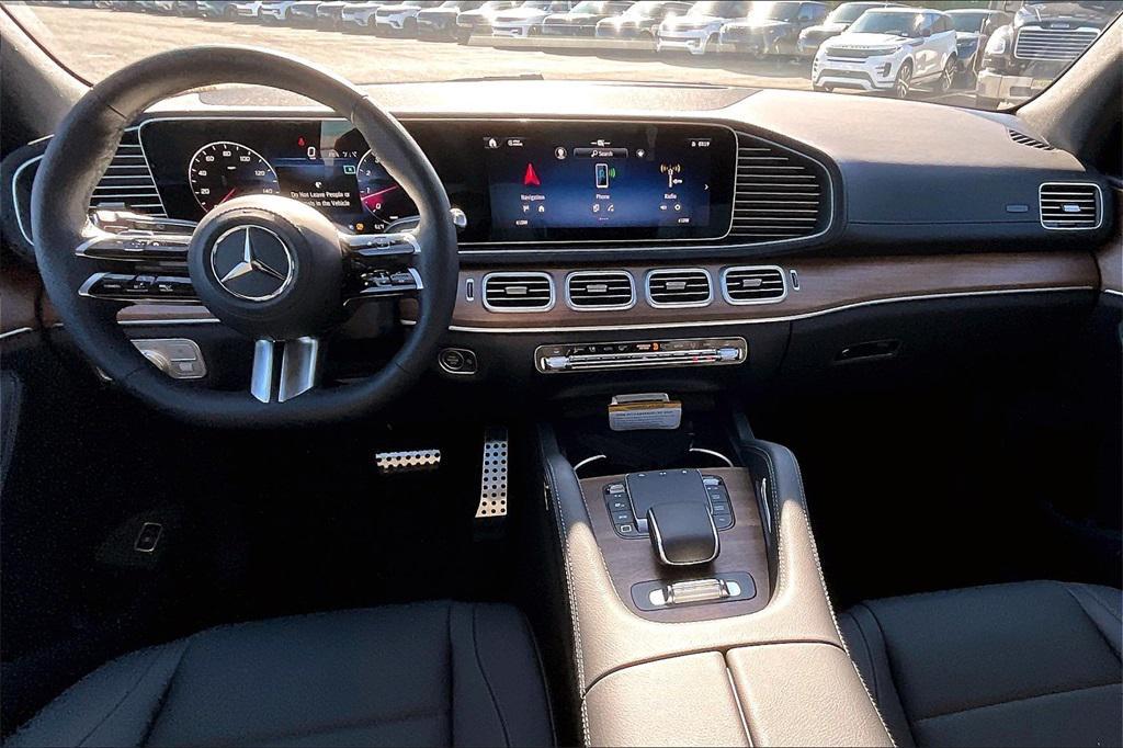 new 2025 Mercedes-Benz GLS 450 car, priced at $95,365